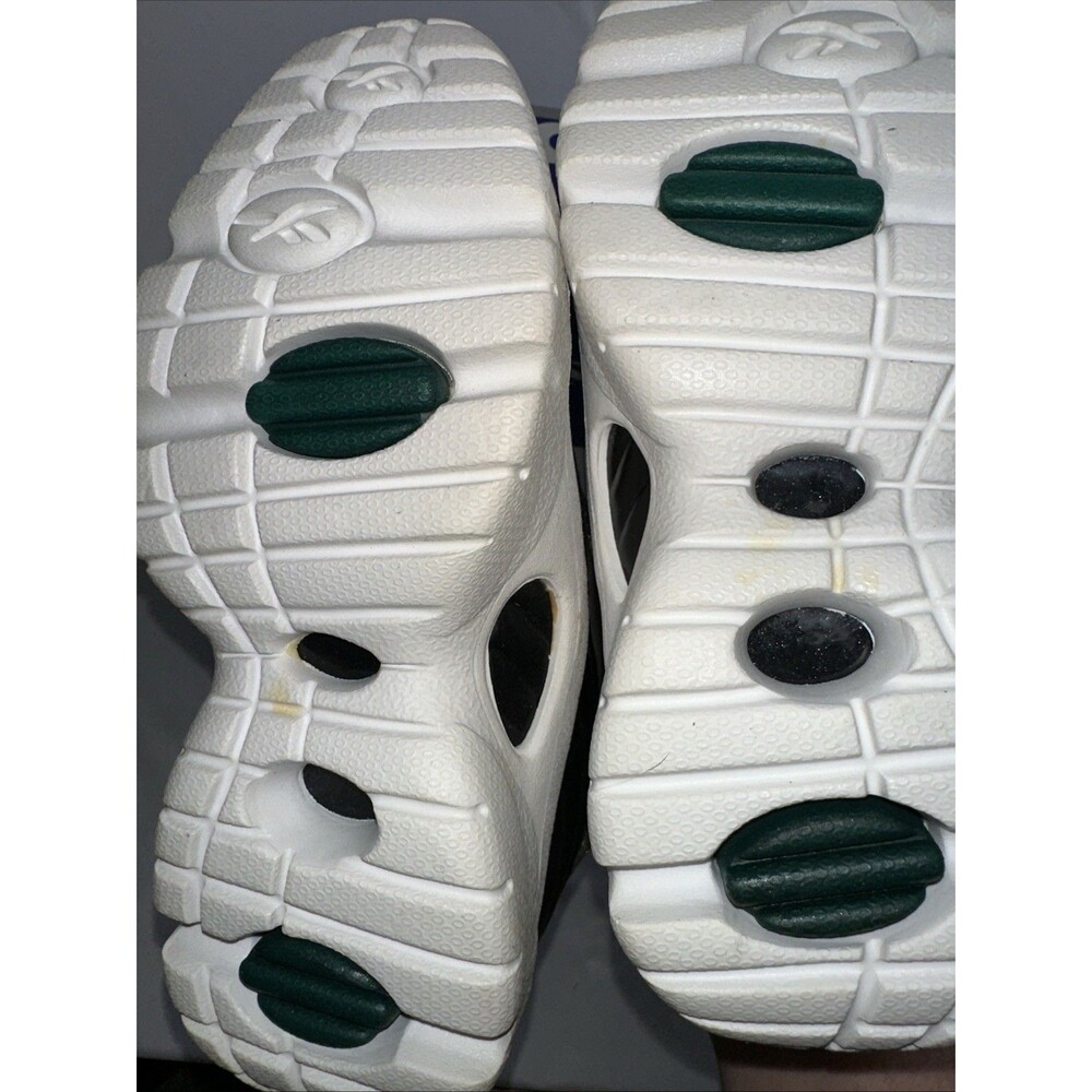 REEBOK REIGNMAN SIZE 5.5 SNEAKERS YOUTH NEW IN BOX - Picture 2 of 7